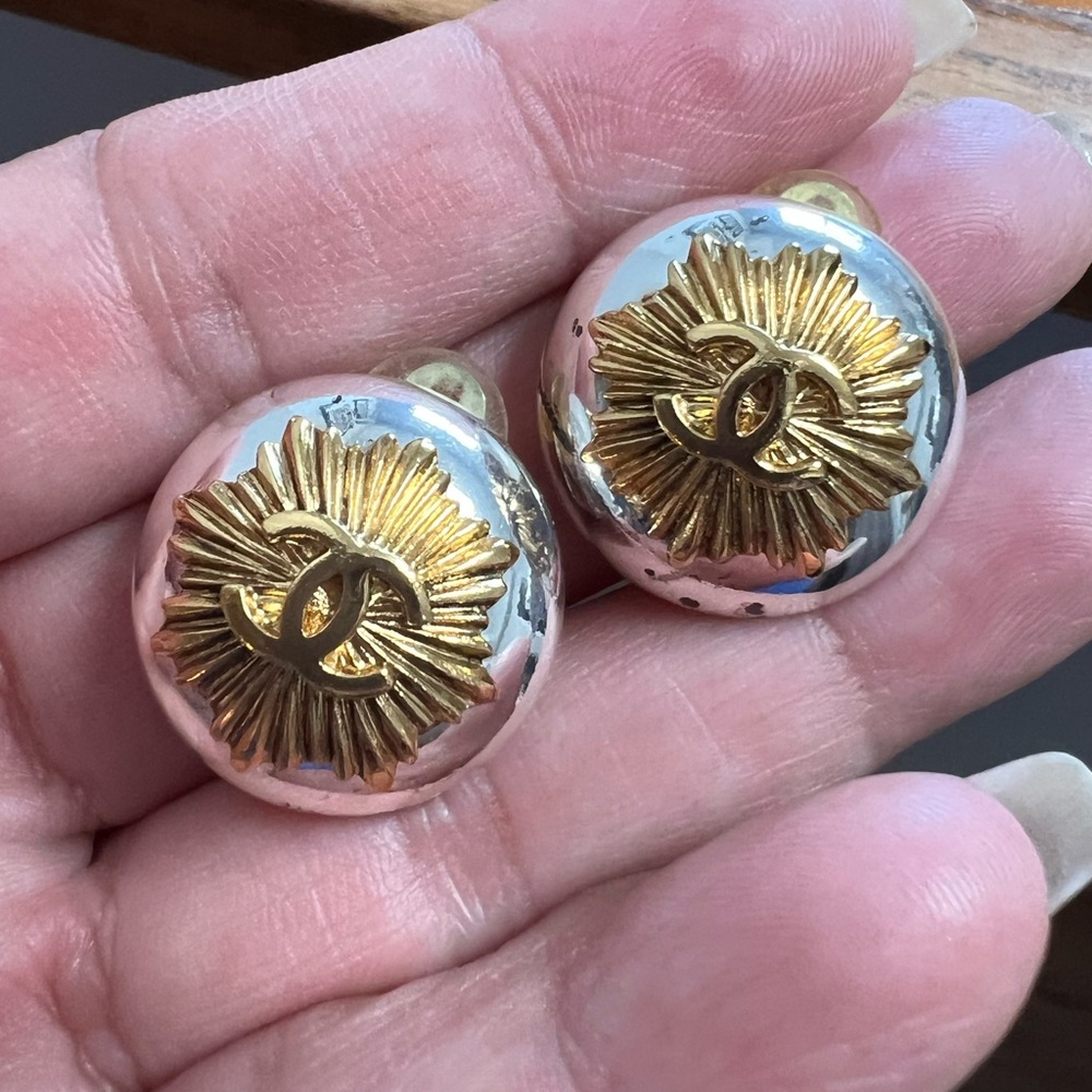 Chanel Coco Mark Metal Clip Earrings - Picture 4 of 12